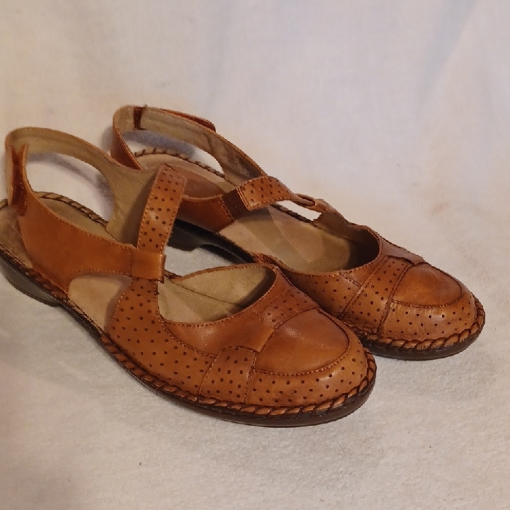 Duck Head Tan Leather Women's Sandals Size 8.5